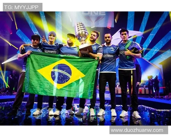 巴西11号足球明星的辉煌历程与传奇故事揭秘