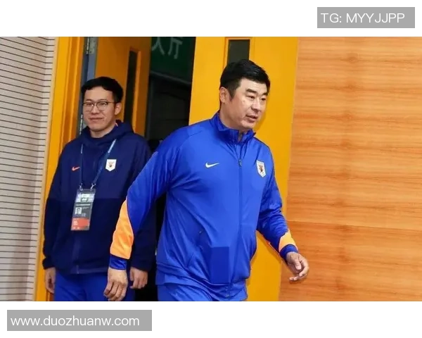 足球明星韩鹏精彩瞬间集锦MV展现他在绿茵场上的辉煌历程与无尽热爱